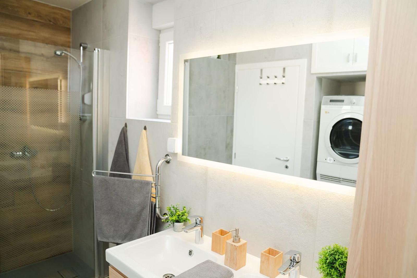 Casa De Dinca, 2 Bedroom, 6 Person, Free Parking Zone Zagreb Exterior photo